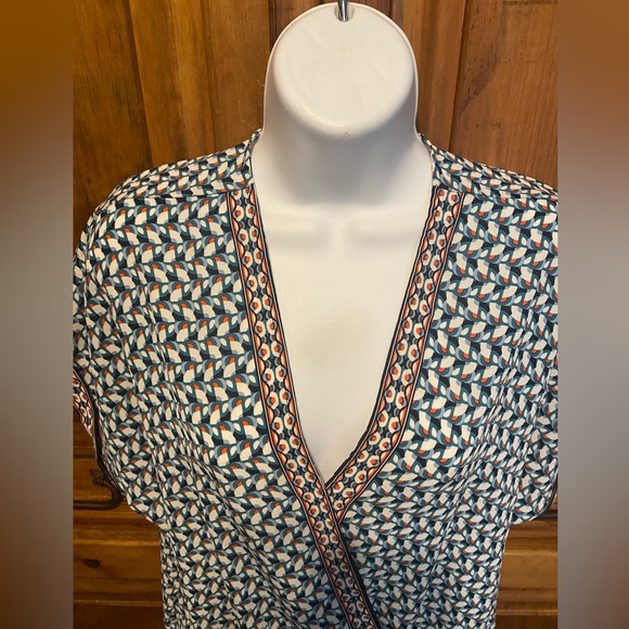Max Studio Teal Orange & White Geometric Print Cross Body Top blouse - Picture 3 of 11